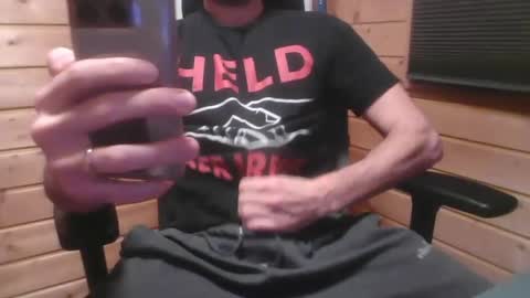 Snapshot of thx_4some_sharing chatting on 02-16-25, 11:26 toobigcockforonegirl online show from 02-16-25, 11:26