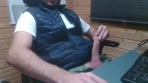 Snapshot of thx_4some_sharing chatting on 09-17-25, 11:17 toobigcockforonegirl online show from 09-17-25, 11:17