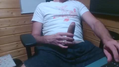 Snapshot of thx_4some_sharing chatting on 09-22-25, 01:29 toobigcockforonegirl online show from 09-22-25, 01:29