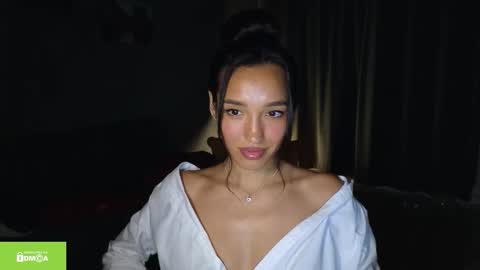 Snapshot of tia_j chatting on 10-05-25, 06:50 tia_j online show from 10-05-25, 06:50