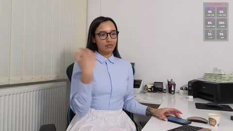 tia_j online show from 02-18-26, 03:08