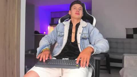 santiago online show from 10-08-25, 11:57