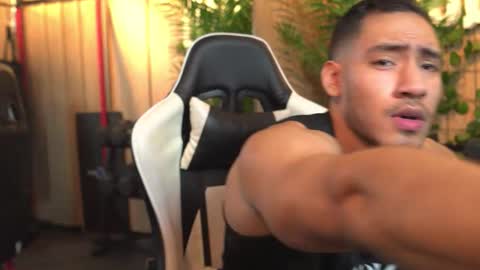 Snapshot of tian_brooks chatting on 02-13-26, 02:29 Tian Brooks online show from 02-13-26, 02:29