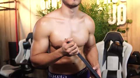 Snapshot of tian_brooks chatting on 02-14-26, 03:47 Tian Brooks online show from 02-14-26, 03:47