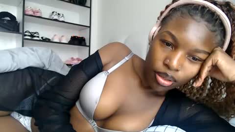 Snapshot of tiana_kay chatting on 07-01-26, 09:44 tiana_kay online show from 07-01-26, 09:44