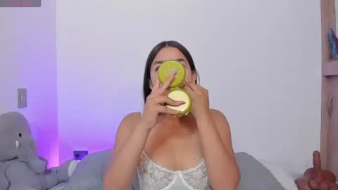 Snapshot of tianaglow44 chatting on 06-25-26, 12:31 T I A N A online show from 06-25-26, 12:31