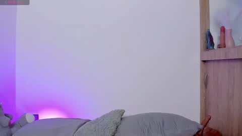Snapshot of tianaglow44 chatting on 06-29-26, 12:27 T I A N A online show from 06-29-26, 12:27