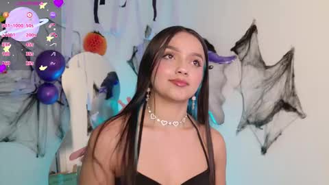 Tiana Le online show from 10-28-25, 11:51