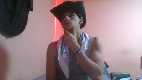 Snapshot of tiann34 chatting on 12-11-24, 04:39 Tian online show from 12-11-24, 04:39