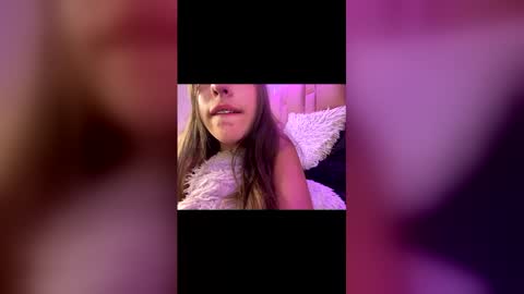 tiara19cute online show from 05-10-26, 06:57