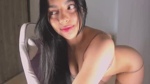 Snapshot of tiaraaa_02 chatting on 09-09-25, 03:28 Tiaraaa 02 online show from 09-09-25, 03:28