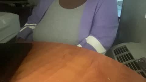 Tierra Henri online show from 09-16-25, 11:22