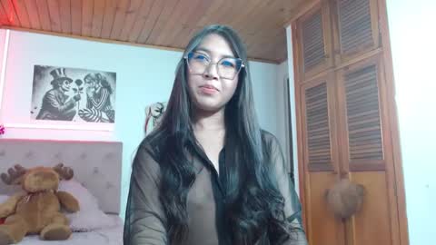 Snapshot of tifanny_squirt chatting on 10-09-25, 03:15 Tifanny online show from 10-09-25, 03:15