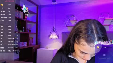 tifanny online show from 04-01-26, 03:18