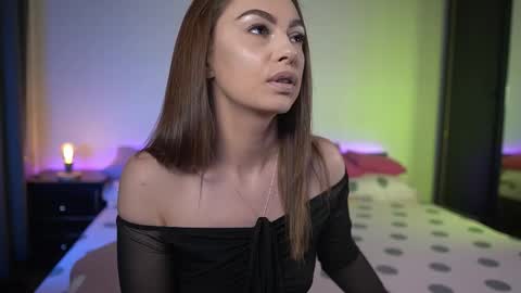 Tiffany online show from 09-21-25, 08:21