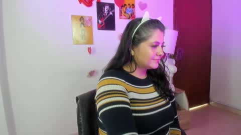 Tiff Luxx online show from 03-19-26, 01:59