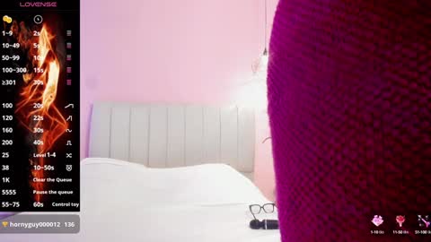 Snapshot of tiffani__love chatting on 12-21-24, 05:29 Tiffany online show from 12-21-24, 05:29