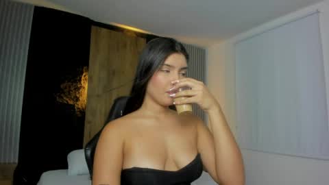 T I F F A N N Y online show from 05-30-26, 12:35