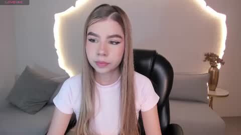 Tiffanny Sins online show from 07-16-26, 03:12