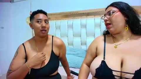 Snapshot of tiffantyandstacy chatting on 11-19-25, 07:58 Tiffany and Stacy online show from 11-19-25, 07:58