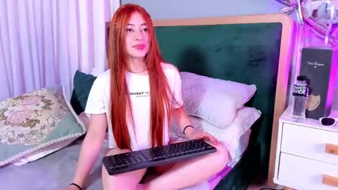 Snapshot of tiffany_beckerr chatting on 03-04-25, 01:01 Tiffany Becker online show from 03-04-25, 01:01