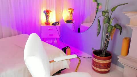 Snapshot of tiffany_beckerr chatting on 05-29-26, 01:09 Tiffany Becker online show from 05-29-26, 01:09