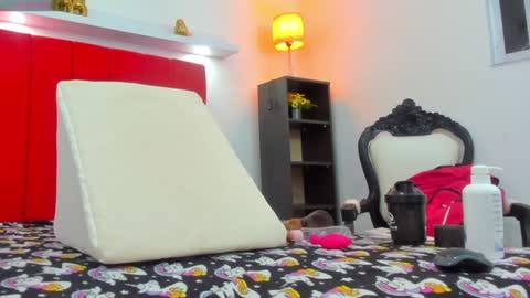 Snapshot of tiffany_hot19_ chatting on 12-03-24, 01:52 tiffany  online show from 12-03-24, 01:52