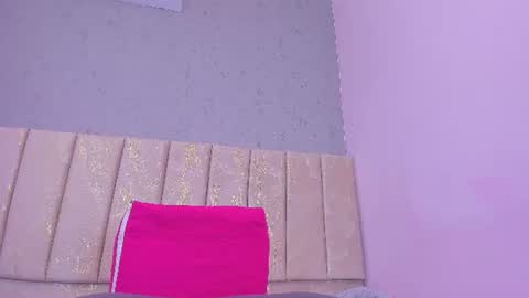 Snapshot of tiffany_mendez chatting on 07-17-26, 12:01 tiffany_mendez online show from 07-17-26, 12:01