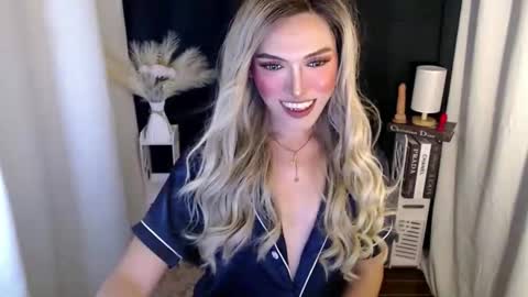 tiffany online show from 11-08-25, 04:51