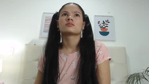 Tifanny Fox online show from 03-12-25, 09:02