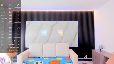 Snapshot of tiffanyhoustton chatting on 03-13-26, 01:18 tiffanyhoustton online show from 03-13-26, 01:18