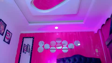 tiffanymackensyy69 online show from 02-18-26, 01:34