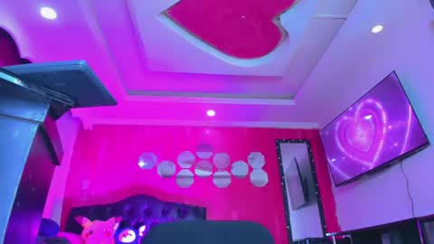 Snapshot of tiffanymackensyy69 chatting on 06-25-26, 01:27 tiffanymackensyy69 online show from 06-25-26, 01:27
