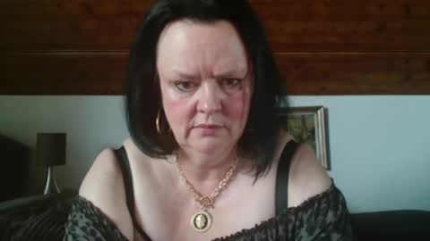 TiffanyMature online show from 09-30-25, 09:25