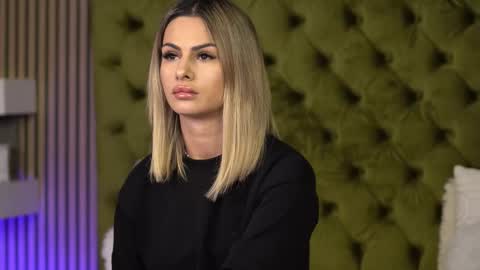 Ilaria online show from 09-30-25, 06:18