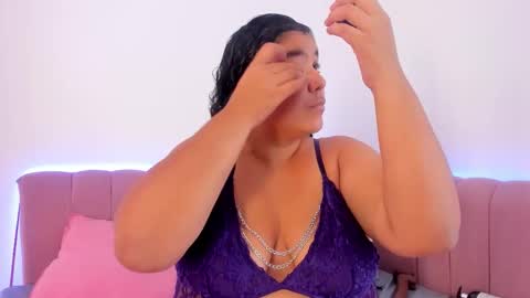 Snapshot of tiffanymiller01 chatting on 03-16-26, 01:04 Tiffany Miller online show from 03-16-26, 01:04