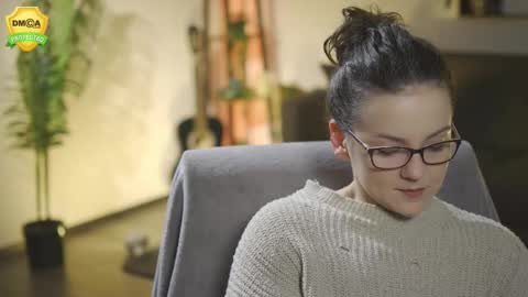 tiffanyriox online show from 02-05-26, 12:48