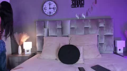 Tiffany  online show from 02-09-25, 12:41