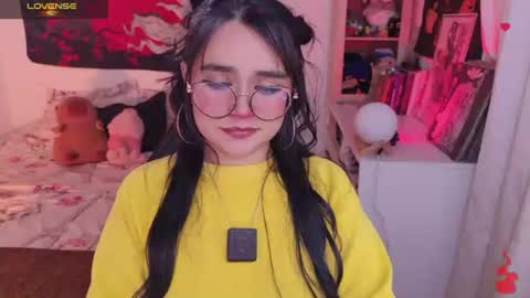 Snapshot of tigerlily__1 chatting on 06-15-26, 01:41 Lilith online show from 06-15-26, 01:41