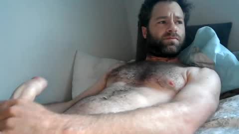 Snapshot of tigerzaddy chatting on 05-25-26, 12:22 tigerzaddy online show from 05-25-26, 12:22