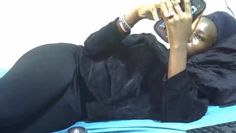 Snapshot of tight_pussie chatting on 02-23-26, 06:11 tight_pussie online show from 02-23-26, 06:11