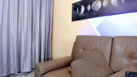 Snapshot of tiler_price chatting on 12-18-24, 02:32 Tyler online show from 12-18-24, 02:32