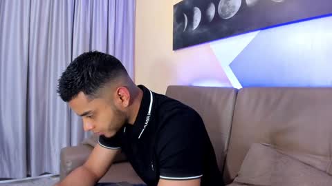 Snapshot of tiler_price chatting on 12-21-24, 08:00 Tyler online show from 12-21-24, 08:00