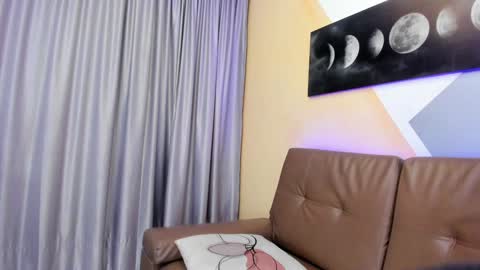 Snapshot of tiler_price chatting on 01-13-25, 10:56 Tyler online show from 01-13-25, 10:56