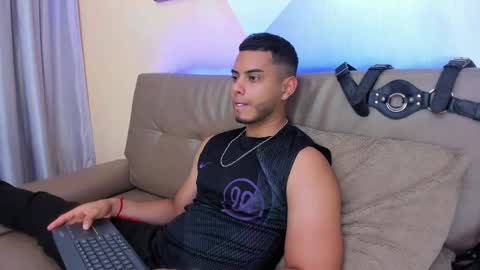 Snapshot of tiler_price chatting on 02-20-25, 08:47 Tyler online show from 02-20-25, 08:47