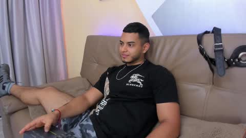 Snapshot of tiler_price chatting on 02-22-25, 07:58 Tyler online show from 02-22-25, 07:58