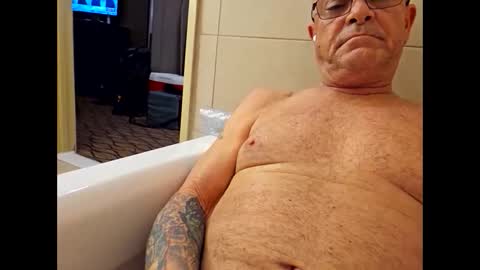 tim1964ish online show from 12-04-24, 07:39