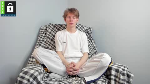 Snapshot of tim_milll chatting on 12-10-24, 08:30 Tim online show from 12-10-24, 08:30