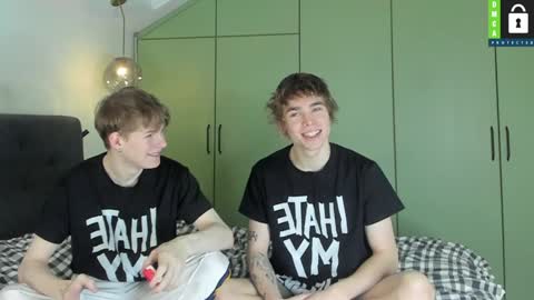 Snapshot of tim_milll chatting on 01-25-25, 07:28 Tim online show from 01-25-25, 07:28