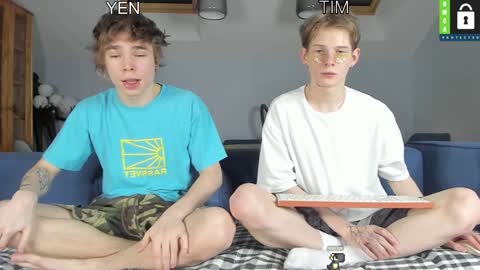 Snapshot of tim_milll chatting on 02-05-25, 04:48 Tim online show from 02-05-25, 04:48